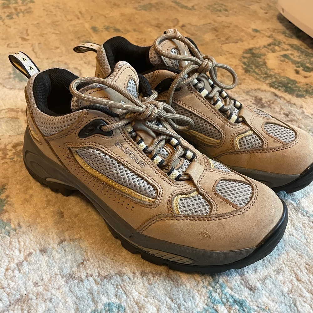 Vasque hiking boots size 7.5